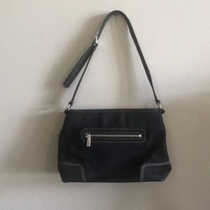 black sak purse